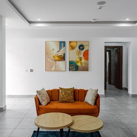 Quest Boutique Hotel Gwarinpa Exterior photo